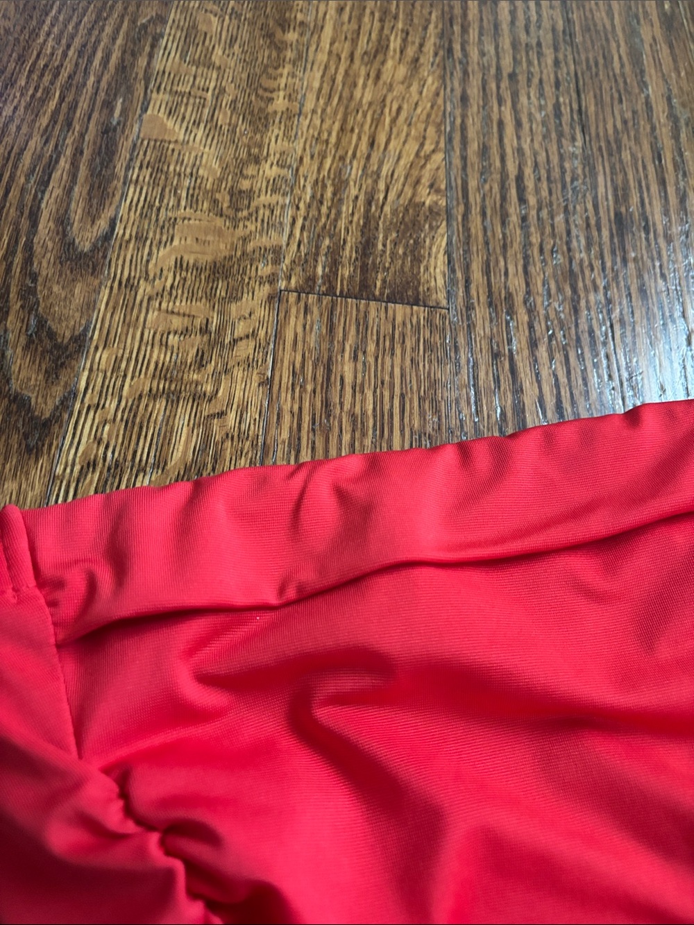 Red Strapless Ruched Tube Top - Picture 7 of 8